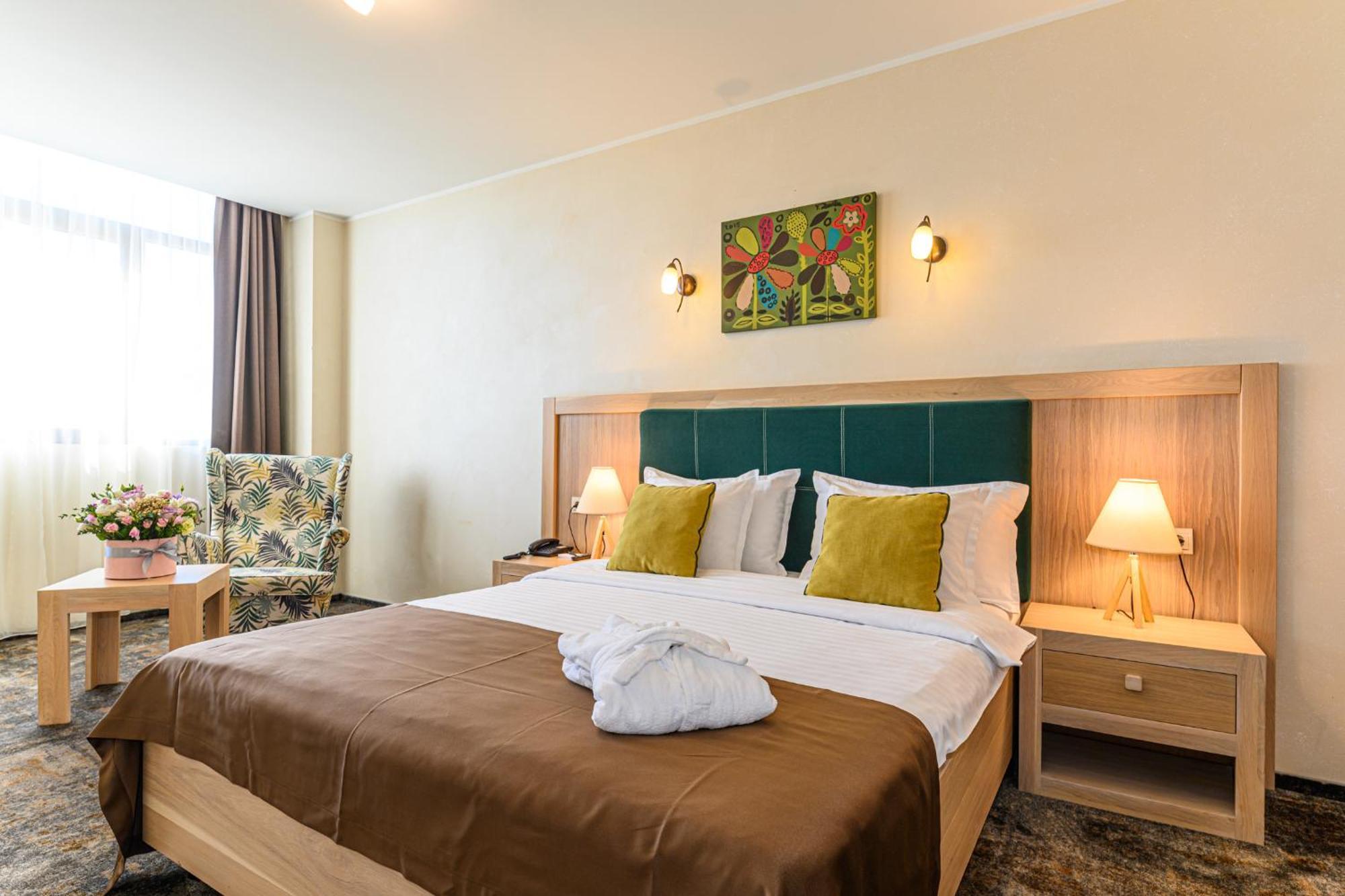 Faleza Hotel By Vega Galati  Luaran gambar