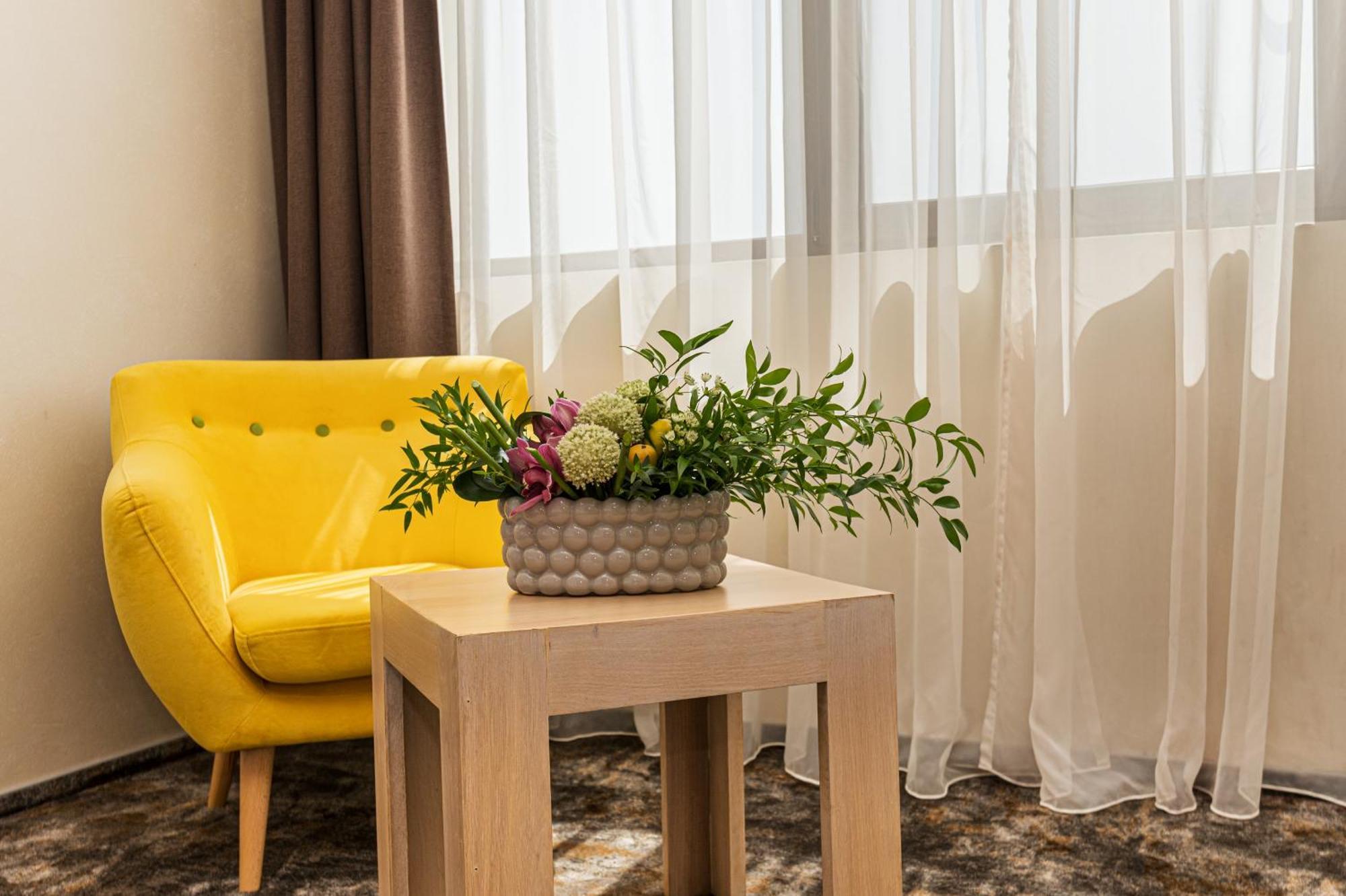 Faleza Hotel By Vega Galati  Luaran gambar